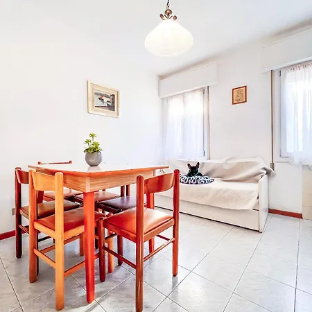 Calligher Apartment